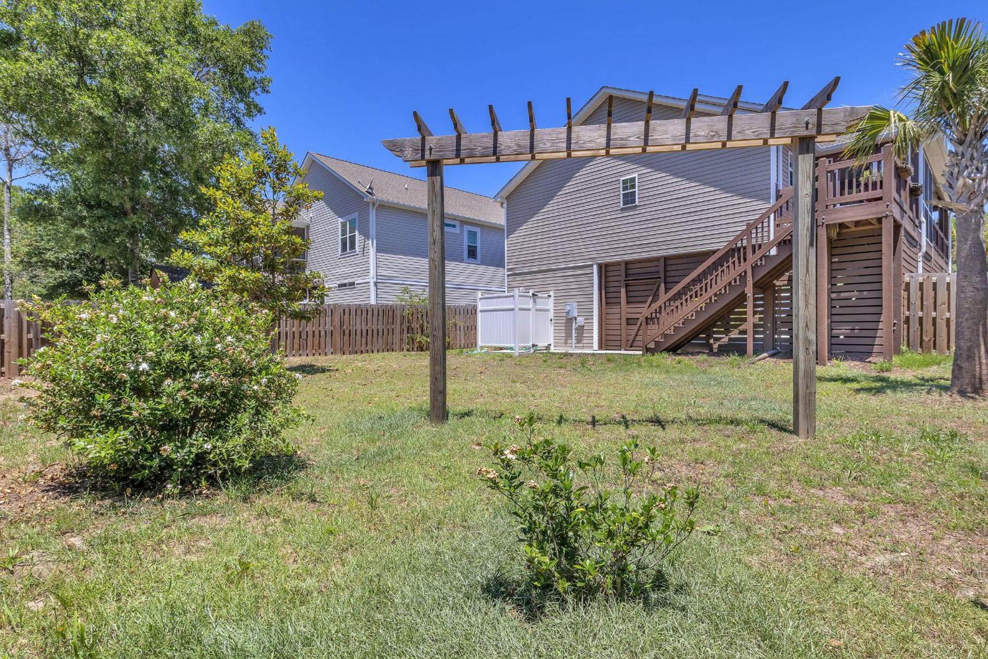Off The Clock Oak Island Exterior foto