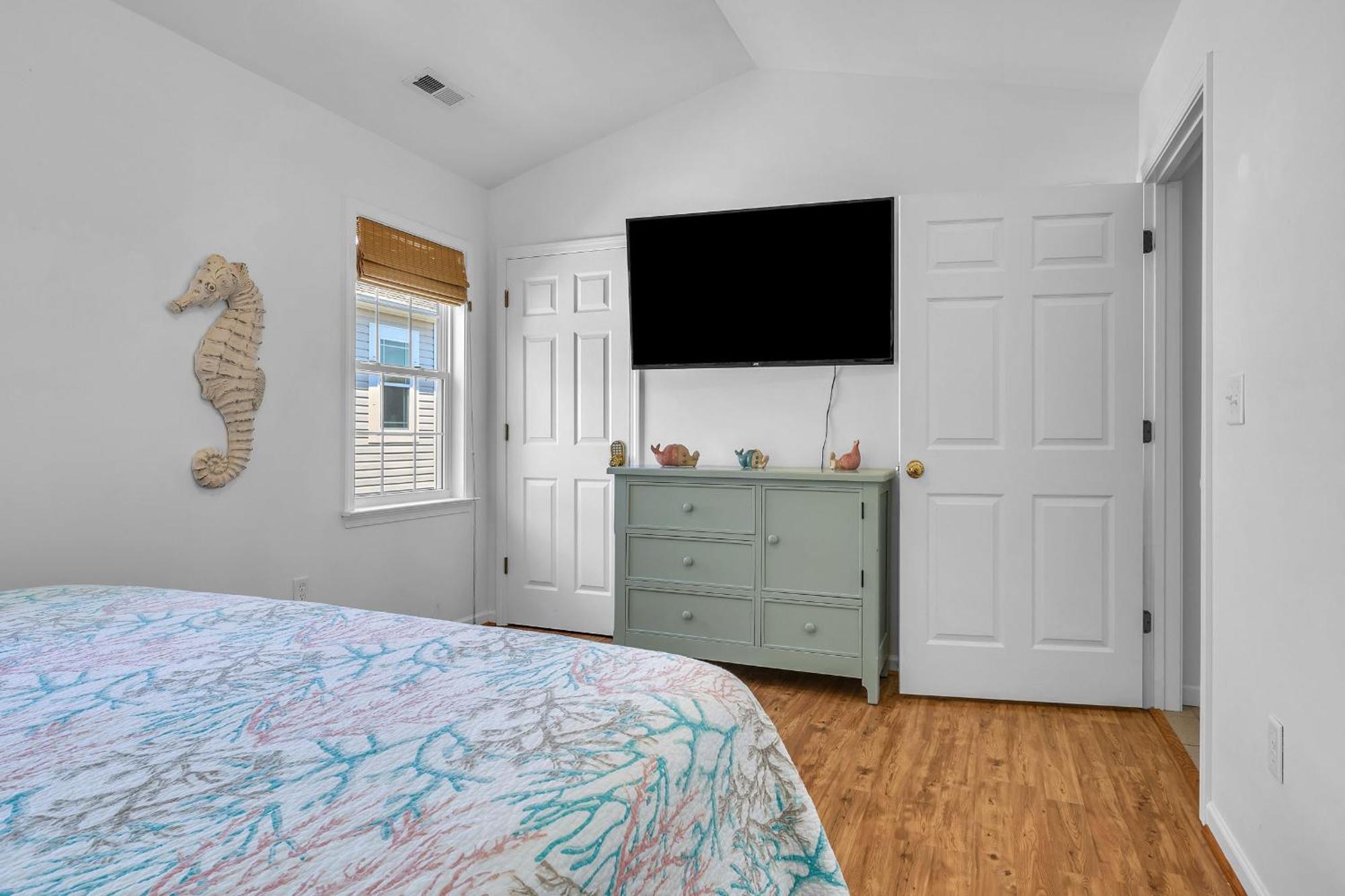 Off The Clock Oak Island Exterior foto